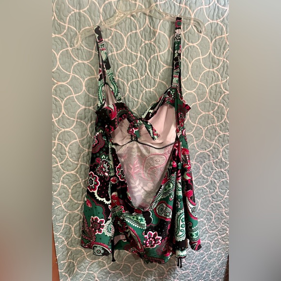 NWT Tankini top - Picture 2 of 6